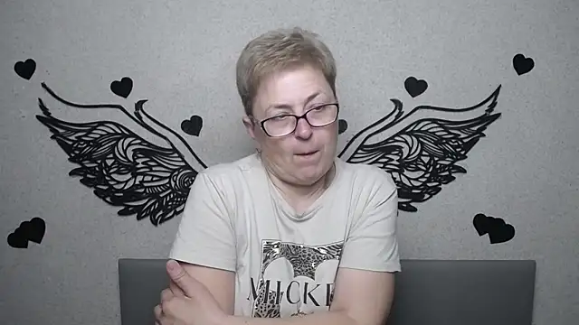 EmiliaGree online show from May 2026 05:10:02 PM