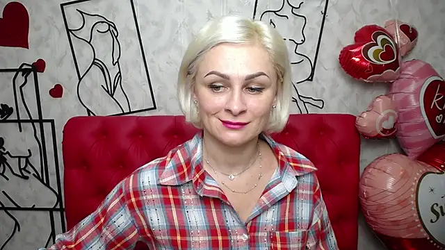 OliviaHorst online show from March 2025 03:25:02 PM