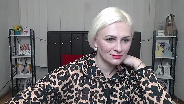 OliviaHorst online show from September 2025 05:33:02 AM