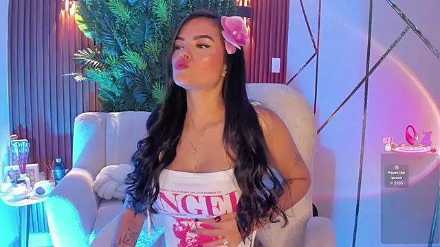 Snapshot of foxxxmegan chatting on February 2026 07:06:02 PM foxxxmegan online show from February 2026 07:06:02 PM