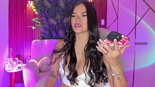 Snapshot of foxxxmegan chatting on February 2026 05:57:02 PM foxxxmegan online show from February 2026 05:57:02 PM