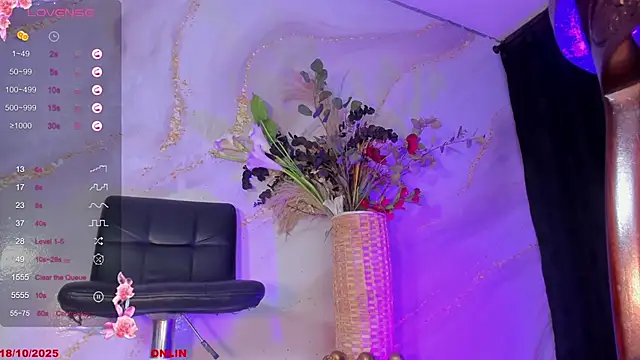 Snapshot of Karla-Ebony chatting on October 2025 01:56:02 PM Karla-Ebony online show from October 2025 01:56:02 PM