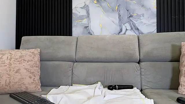 Snapshot of anellejones chatting on February 2026 07:23:01 PM anellejones online show from February 2026 07:23:01 PM