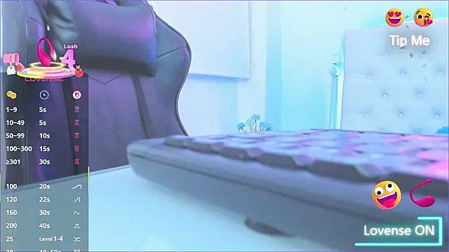 Snapshot of silvana__miller chatting on February 2025 10:06:02 PM silvana miller online show from February 2025 10:06:02 PM