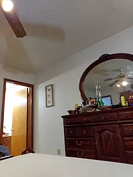 coolbrease10 online show from February 2025 10:53:01 PM