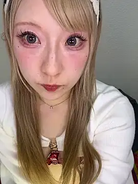 Snapshot of alice__1111 chatting on May 2026 11:59:02 AM alice 1111 online show from May 2026 11:59:02 AM