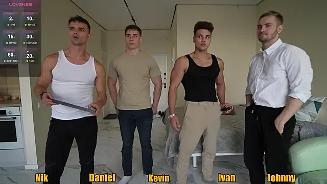 Nik Sharp online show from September 2025 03:01:01 PM