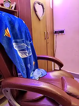 nisha baby2 online show from October 2025 10:44:01 AM