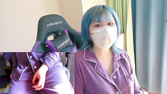 Snapshot of hazuki_8008 chatting on November 2025 01:37:01 AM hazuki 8008 online show from November 2025 01:37:01 AM