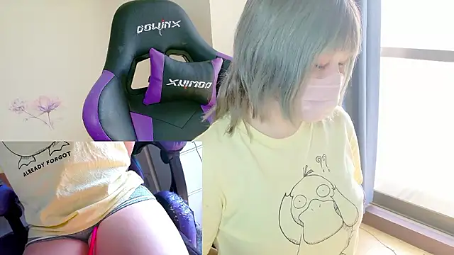 Snapshot of hazuki_8008 chatting on February 2026 12:18:02 AM hazuki 8008 online show from February 2026 12:18:02 AM