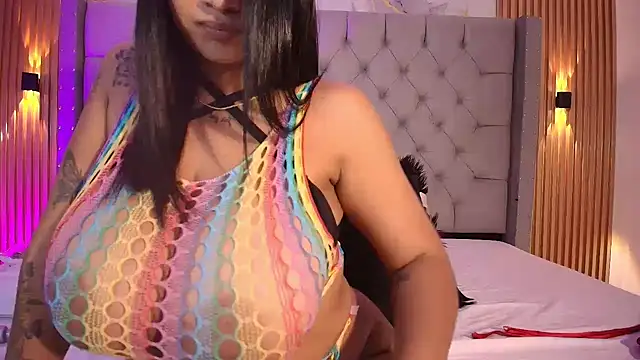 Snapshot of La_indiia chatting on June 2026 12:57:02 PM La indiia online show from June 2026 12:57:02 PM