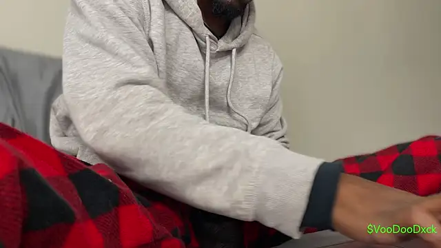 Snapshot of MobyDxck chatting on December 2025 07:18:01 PM MobyDxck online show from December 2025 07:18:01 PM