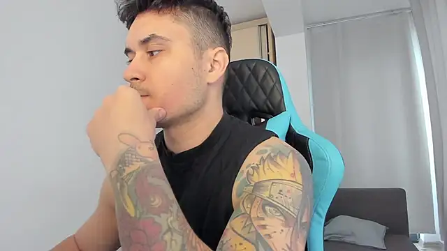 Snapshot of MatMalonne chatting on January 2026 08:07:01 AM MatMalonne online show from January 2026 08:07:01 AM