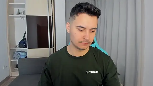 Snapshot of MatMalonne chatting on February 2026 05:15:01 AM MatMalonne online show from February 2026 05:15:01 AM