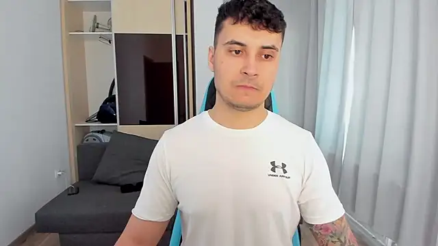 Snapshot of MatMalonne chatting on March 2026 10:21:02 AM MatMalonne online show from March 2026 10:21:02 AM