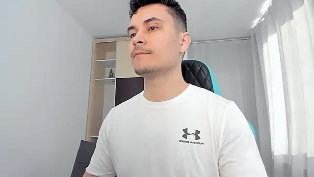 MatMalonne online show from March 2026 05:44:02 AM