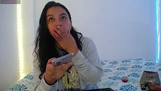 Laurenkenner  online show from February 2025 10:58:01 PM