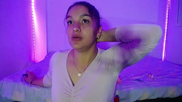 Laurenkenner  online show from March 2025 03:14:02 PM