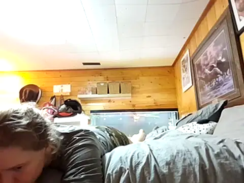 Snapshot of Ryan_and_Aurora chatting on February 2026 02:55:02 AM Ryan and Aurora online show from February 2026 02:55:02 AM