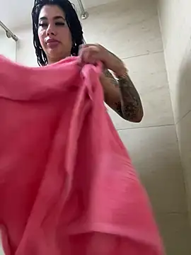 Snapshot of kiim_taaylor chatting on February 2025 10:26:02 PM kiim taaylor online show from February 2025 10:26:02 PM