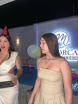 Snapshot of kiim_taaylor chatting on March 2025 08:54:02 AM kiim taaylor online show from March 2025 08:54:02 AM