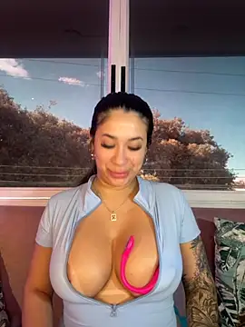 Snapshot of kiim_taaylor chatting on September 2025 01:01:01 PM kiim taaylor online show from September 2025 01:01:01 PM