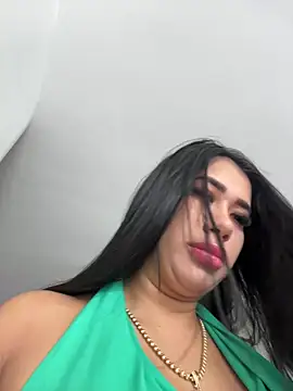 Snapshot of kiim_taaylor chatting on October 2025 12:39:02 PM kiim taaylor online show from October 2025 12:39:02 PM