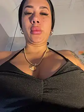 Snapshot of kiim_taaylor chatting on November 2025 11:45:01 AM kiim taaylor online show from November 2025 11:45:01 AM