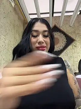 Snapshot of kiim_taaylor chatting on November 2025 10:36:01 AM kiim taaylor online show from November 2025 10:36:01 AM