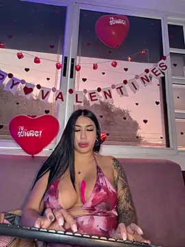 Snapshot of kiim_taaylor chatting on February 2026 02:03:02 PM kiim taaylor online show from February 2026 02:03:02 PM