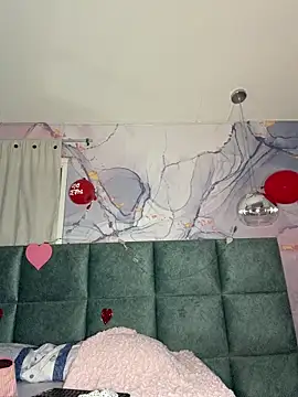 Snapshot of kiim_taaylor chatting on February 2026 11:39:02 AM kiim taaylor online show from February 2026 11:39:02 AM