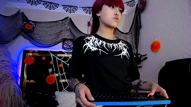 Snapshot of Bunny_O chatting on October 2025 09:59:02 PM Bunny O online show from October 2025 09:59:02 PM