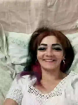 Snapshot of SweetLeila40 chatting on January 2025 11:55:01 PM SweetLeila40 online show from January 2025 11:55:01 PM