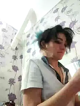 Snapshot of SweetLeila40 chatting on March 2025 03:24:01 AM SweetLeila40 online show from March 2025 03:24:01 AM