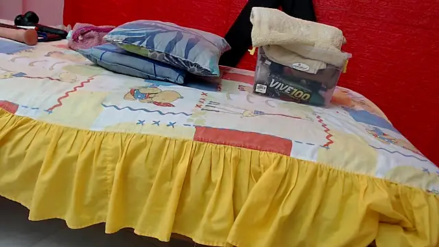 evaleribigtits18 online show from March 2025 03:04:02 AM