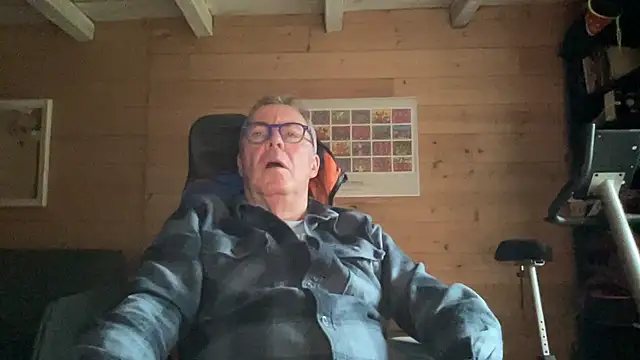 Snapshot of lelohop chatting on February 2026 12:01:02 PM lelohop online show from February 2026 12:01:02 PM