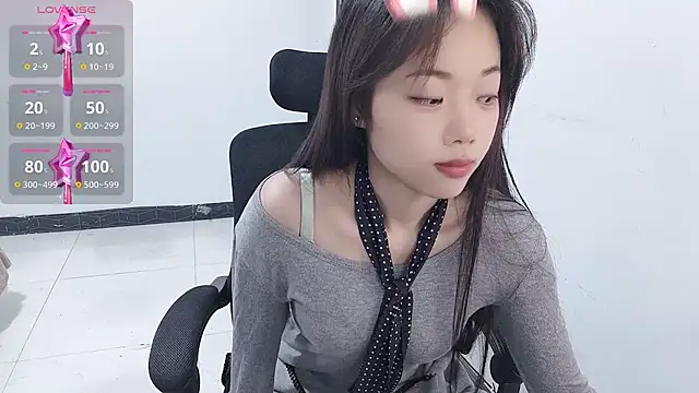 Lvy--v online show from January 2025 10:46:01 PM