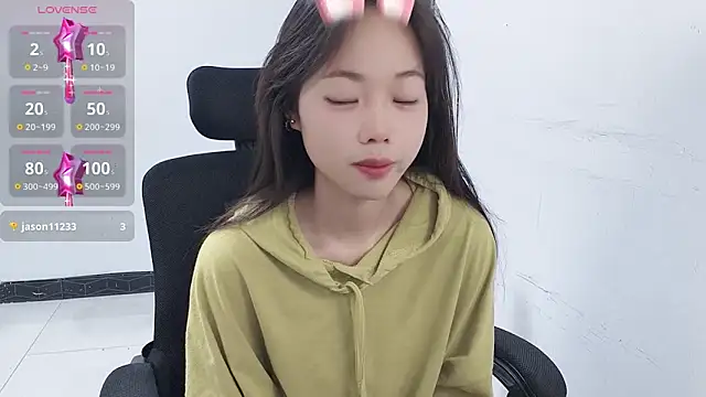 Lvy--v online show from January 2025 10:37:02 PM