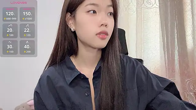 Lvy--v online show from September 2025 12:33:02 AM