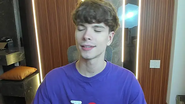 Snapshot of calvin_love_you chatting on April 2026 05:23:01 PM calvin love you online show from April 2026 05:23:01 PM