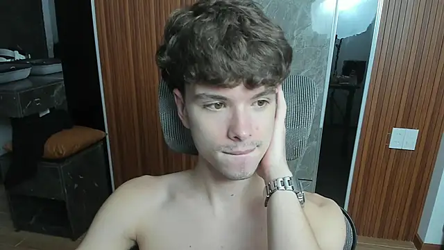 Snapshot of calvin_love_you chatting on May 2026 04:37:02 PM calvin love you online show from May 2026 04:37:02 PM