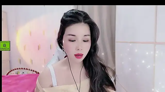 HK angelchloe online show from October 2025 01:31:01 AM