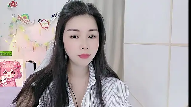 Snapshot of HK_angelchloe chatting on June 2026 01:04:02 AM HK angelchloe online show from June 2026 01:04:02 AM