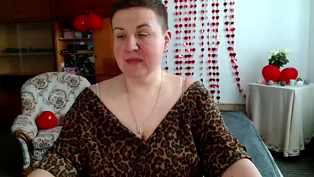 Annet1912 online show from February 2025 12:01:02 PM