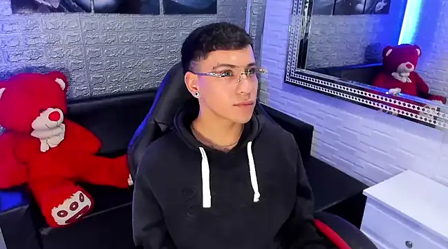 Snapshot of salvadorgomezx chatting on February 2025 09:37:01 AM salvadorgomezx online show from February 2025 09:37:01 AM