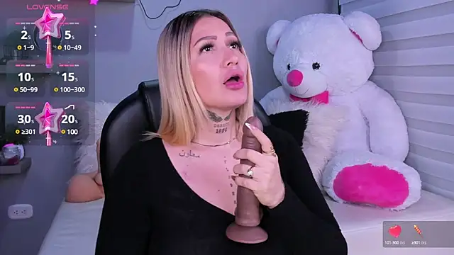Alexasmith06 online show from March 2025 10:34:02 PM