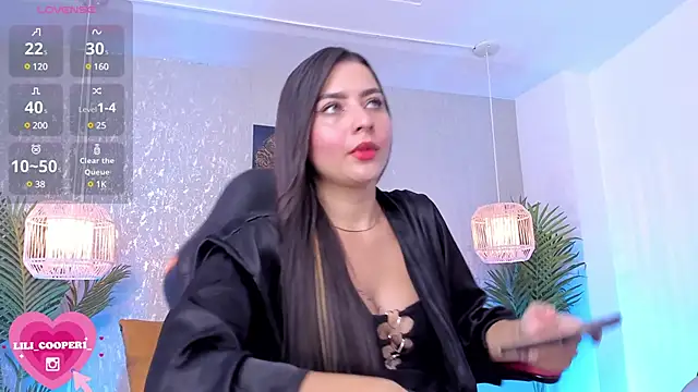 Snapshot of lilicooper_ chatting on December 2024 08:26:02 PM lilicooper online show from December 2024 08:26:02 PM