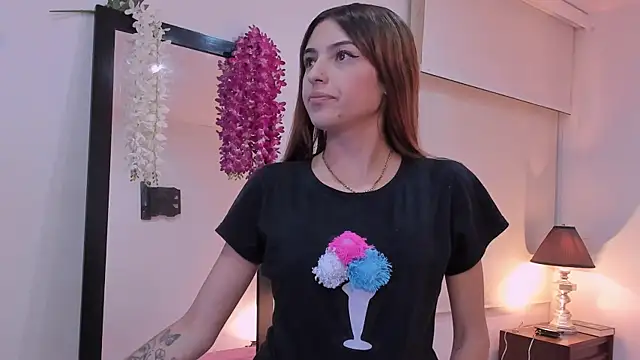 sofiarouge online show from February 2025 01:58:01 AM