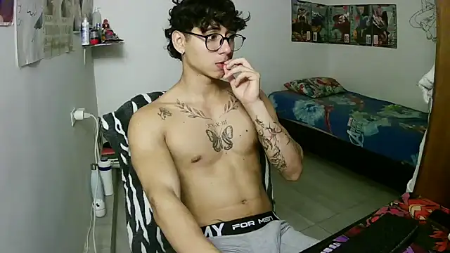 Dillom420 online show from December 2025 05:49:01 AM