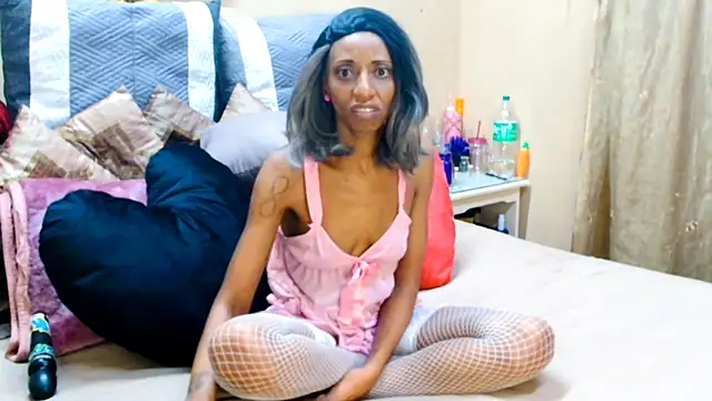 Snapshot of Nubiangiggles chatting on February 2025 10:30:02 PM Nubiangiggles online show from February 2025 10:30:02 PM